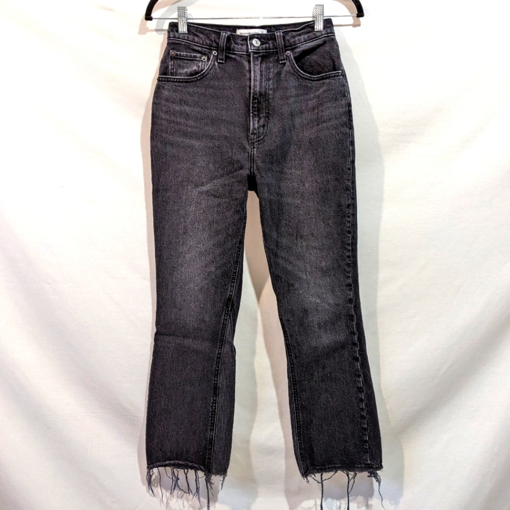Abercrombie & Fitch The Kick Flare Ultra High Rise Size 0/25